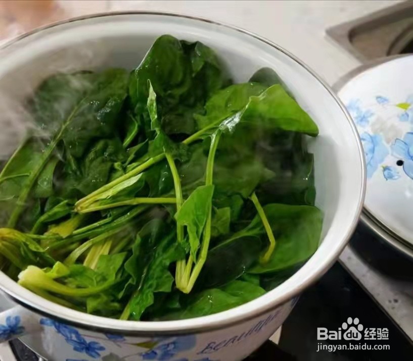 菠菜炒鸡蛋的做法