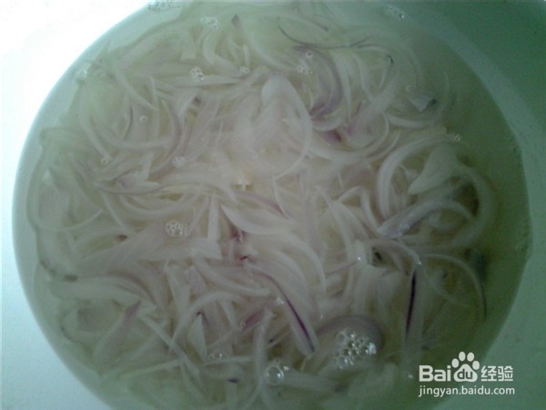 怎么做凉拌黑木耳洋葱菜