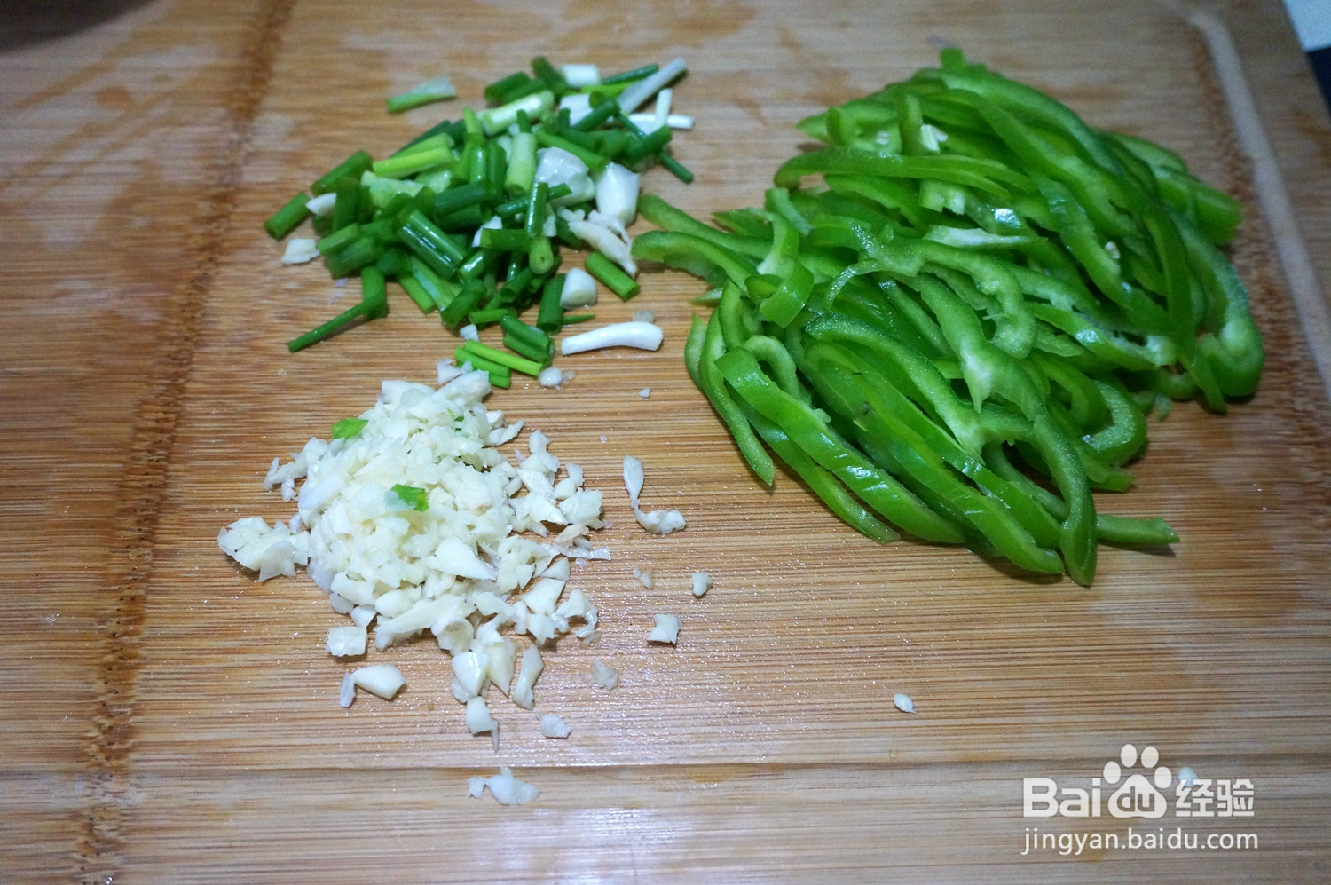 爽口开胃的凉拌猪耳丝的做法