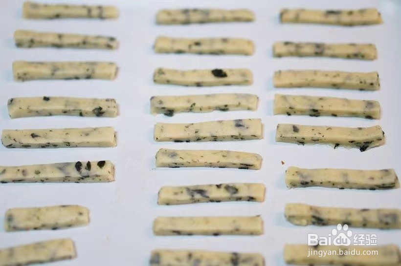 小朋友都爱吃的挂霜海苔饼干棒做法