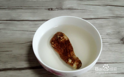 鸽子炖天麻的做法