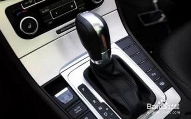 驾驶好习惯分享之开车省油技巧需知