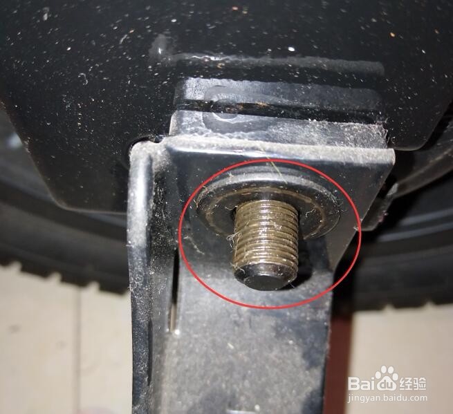 怎么安装儿童车辅助轮?