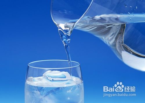 女人如何通过喝水变得更美丽