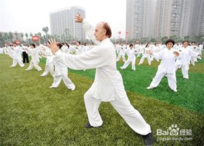 老年人应该做些什么运动