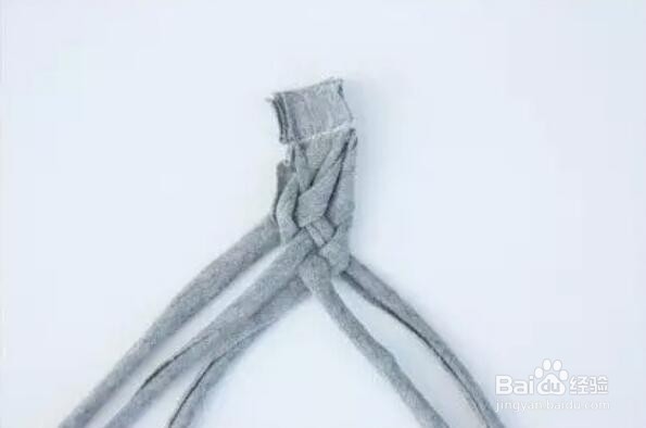 怎么用旧体恤制作发箍