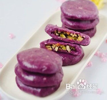 营养又健康的小食 肉末榨菜紫薯饼