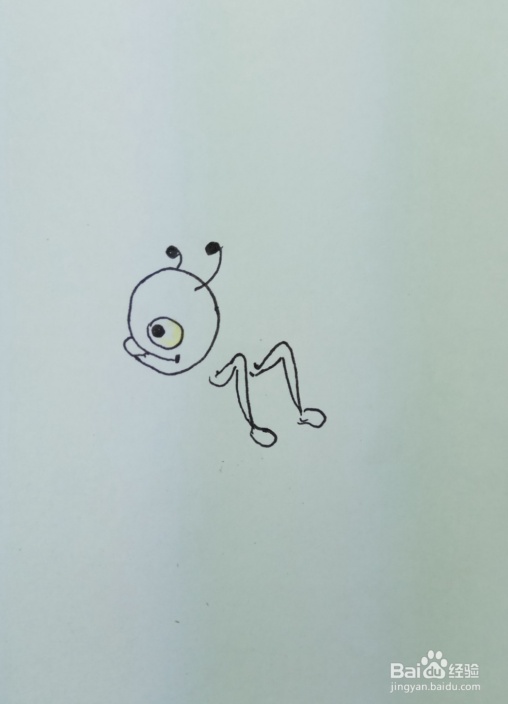 怎样画简笔画“一只可爱的小蚂蚁”？