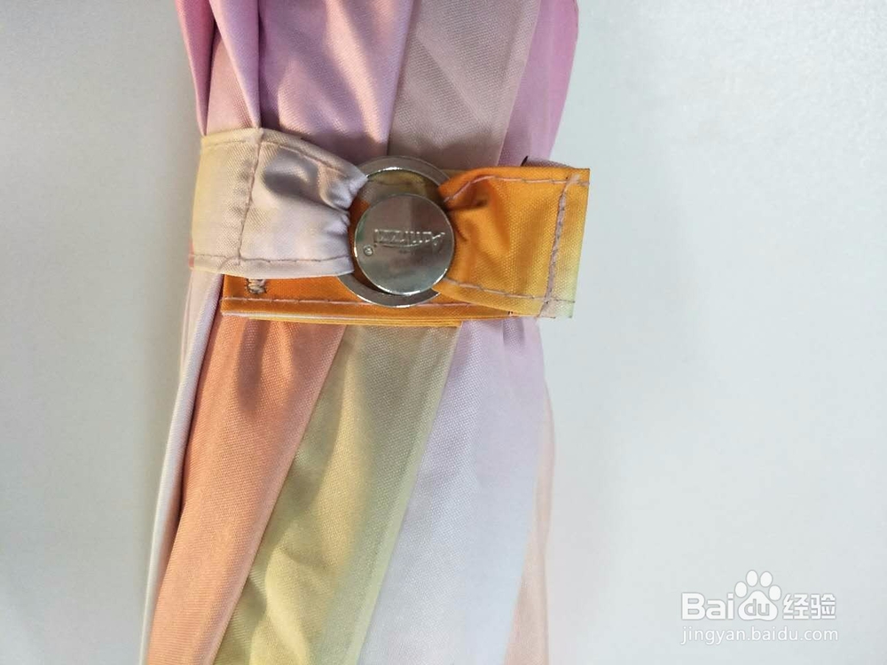 如何折出一把没有皱的伞？