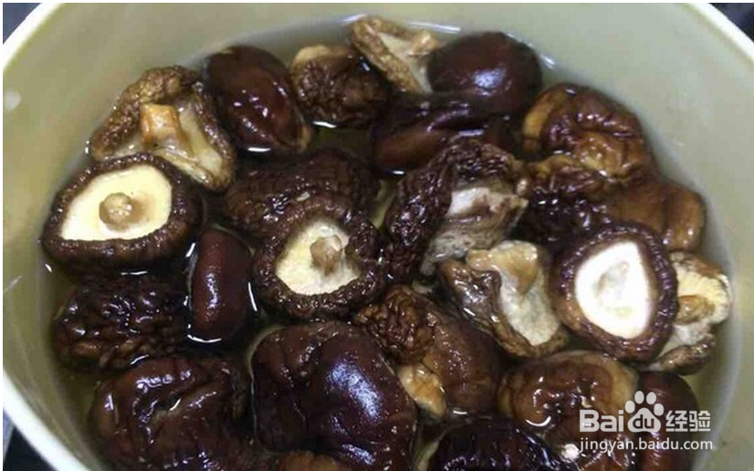 作黄焖鸡的做法