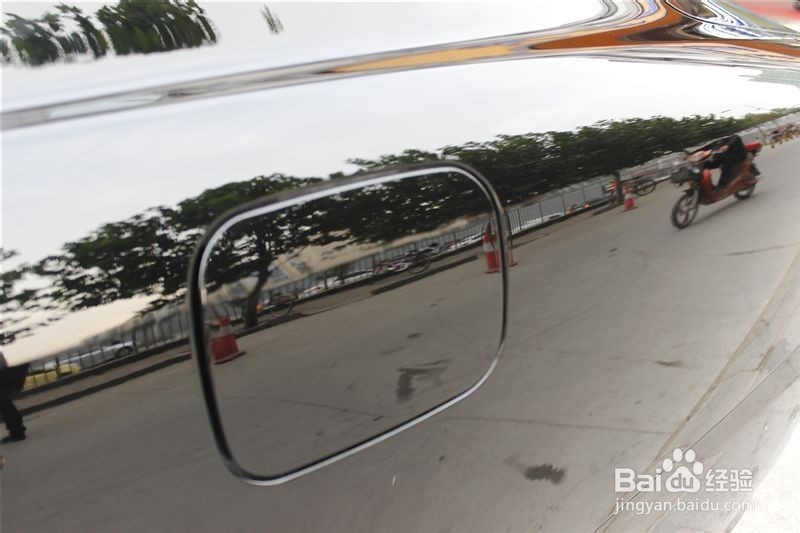 丰田皇冠汽车美容石家庄汽车漆面美容施工案例