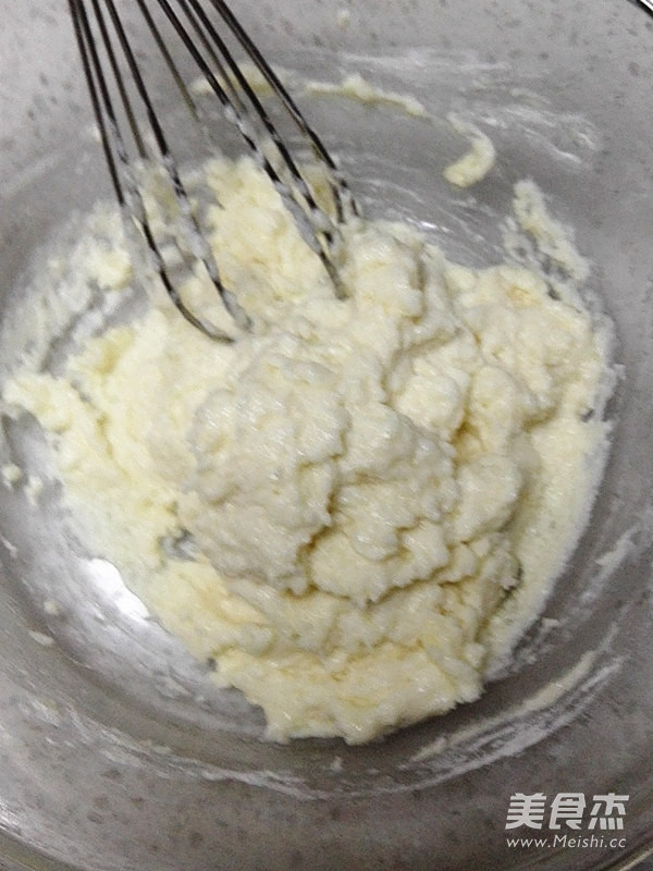 酸奶戚风的做法