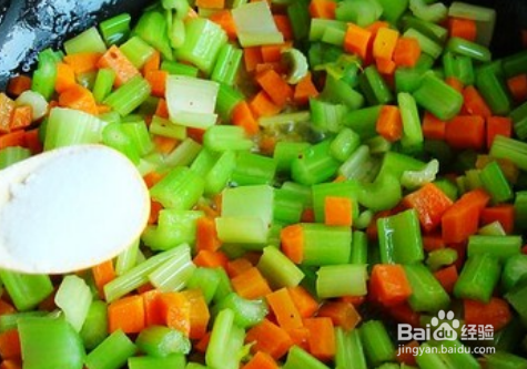 芹菜萝卜炒腊肠