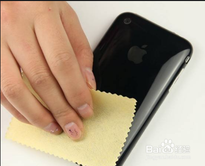 苹果11掉进水里几秒钟怎么办