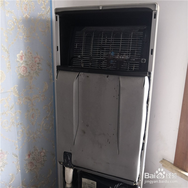 如何维修空调进风口面板不能自动关闭打开的办法