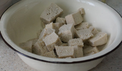 怎么做香菇豆腐焖牛肉丸