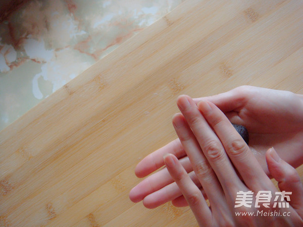 创意中式酥皮点心红梅报春