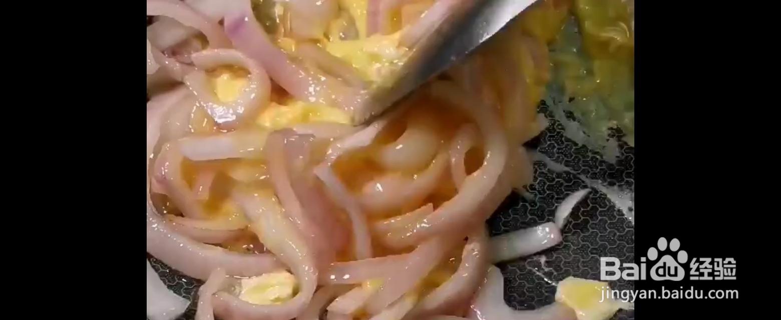 怎么做大家都喜欢的洋葱炒蛋