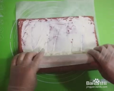 做红丝绒蛋糕卷超详细的方法