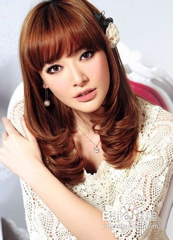 头发爱分叉该怎么护理?