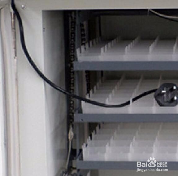 小型孵化机的日常维护方法