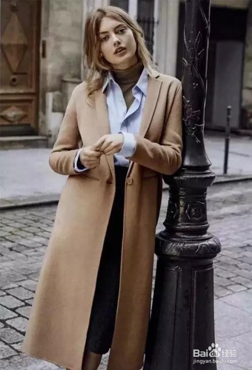 王凯丽长大衣里面套裙子,竟然这么好看!