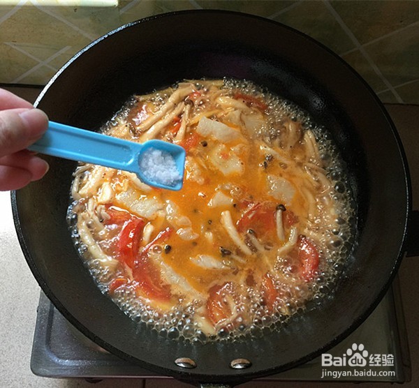 海鲜菇煮狭鳕鱼柳