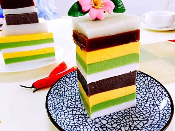 五香彩色肉皮冻