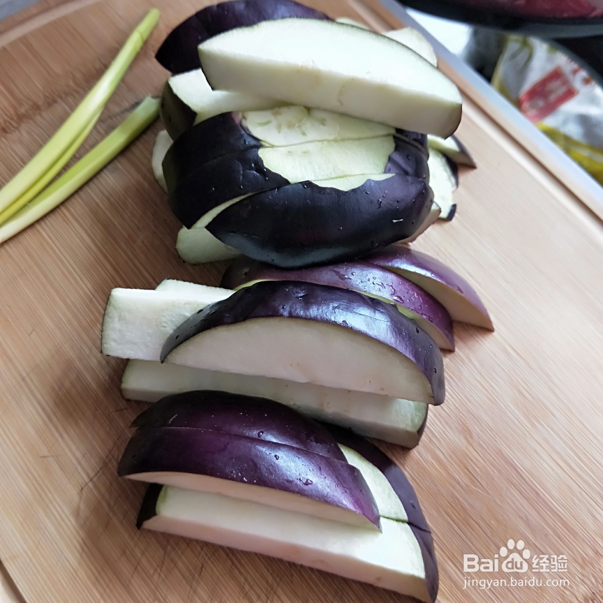 美食香气四溢的豆角烧茄子