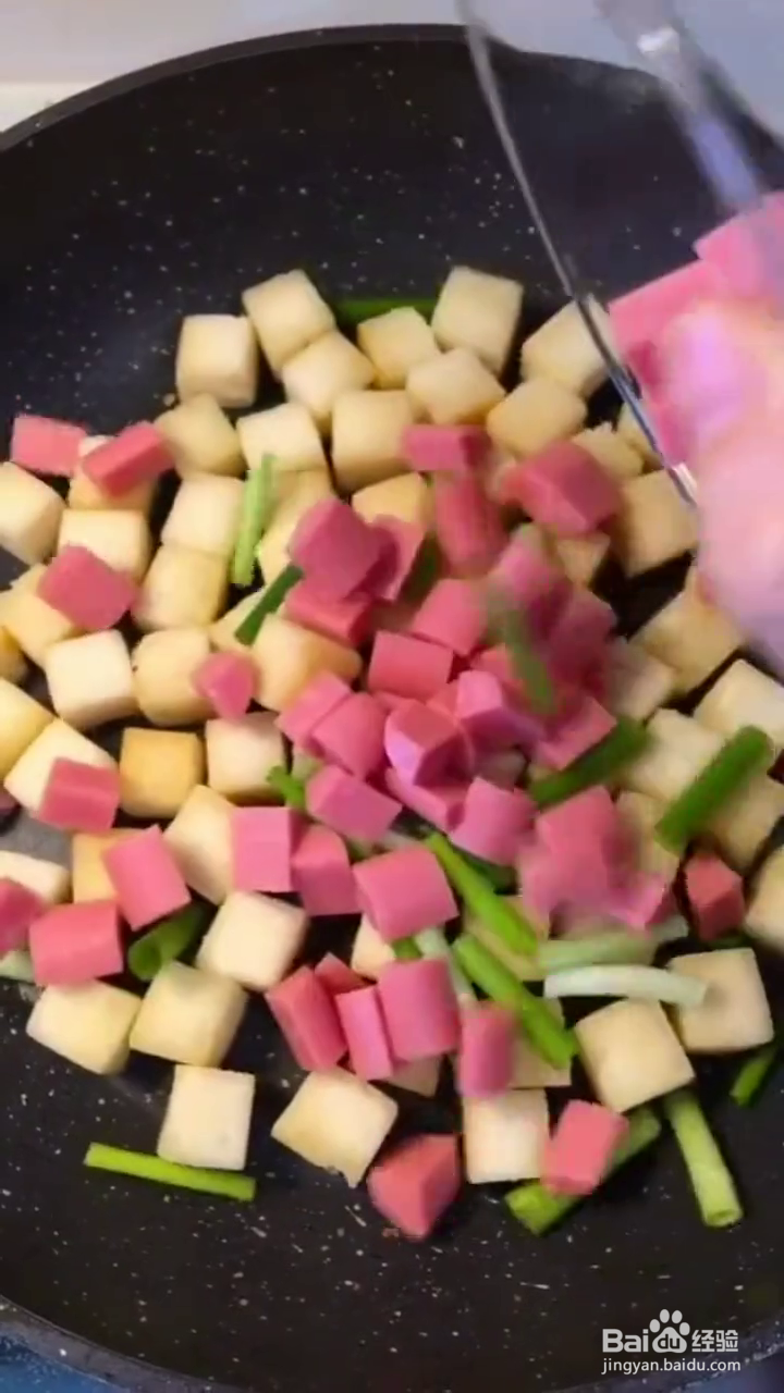 如何制作好吃的馒头鸡蛋饼？