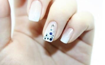 自学美甲教程哪种好、教你画小鹿型美甲小教程