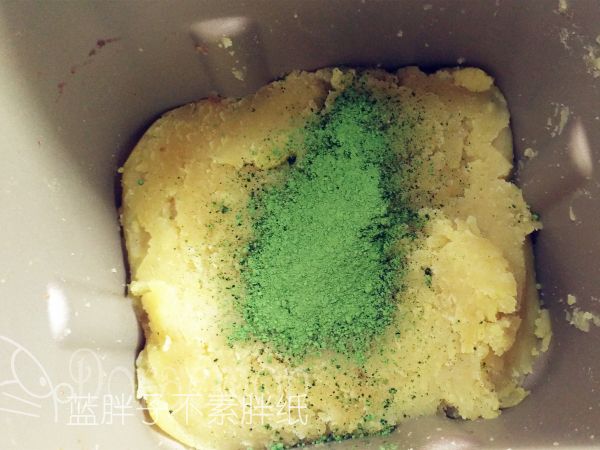 抹茶双色绿豆糕