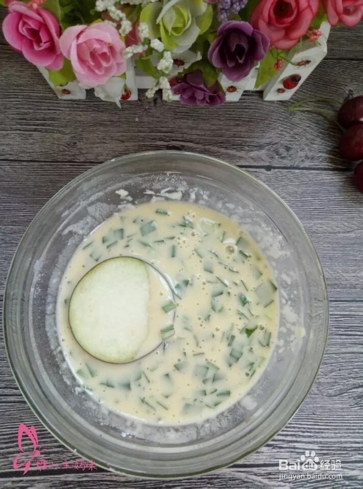 宝宝不爱吃茄子？麻麻这么做，宝宝一手一个