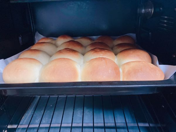 蜂蜜牛奶小面包