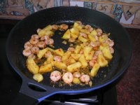 菠萝炒虾仁怎么做才好吃