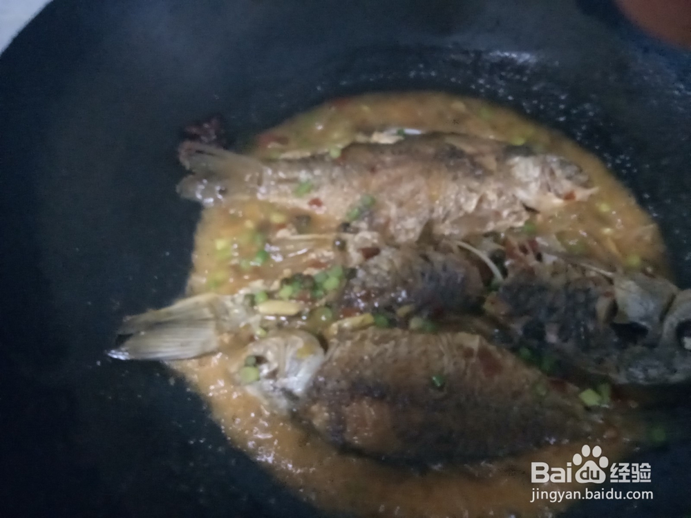 非常入味的家常干烧小鲫鱼做法
