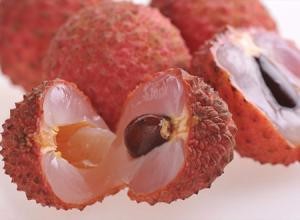 教您挑选新鲜的荔枝.