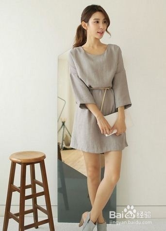 分享几款初秋长袖连衣裙的搭配方法演绎初秋甜美