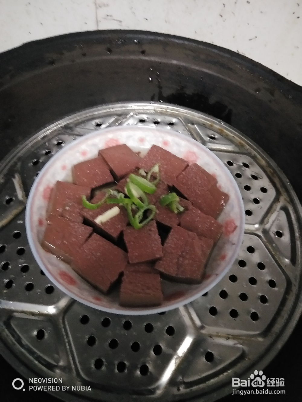 清蒸葱香鸭血块