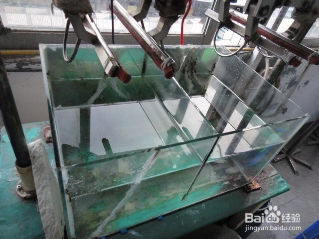 防水户外鞋是怎样做到防水的