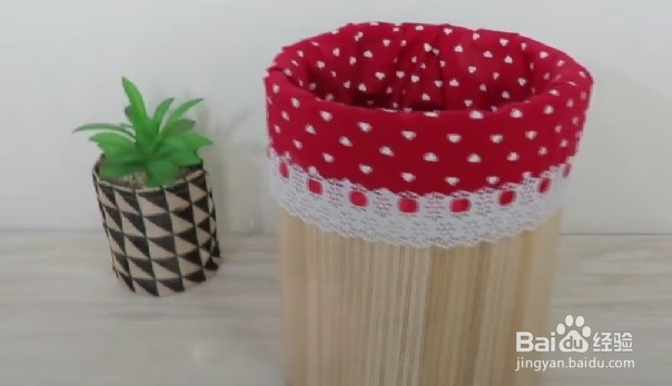 如何巧妙利用大号塑料瓶