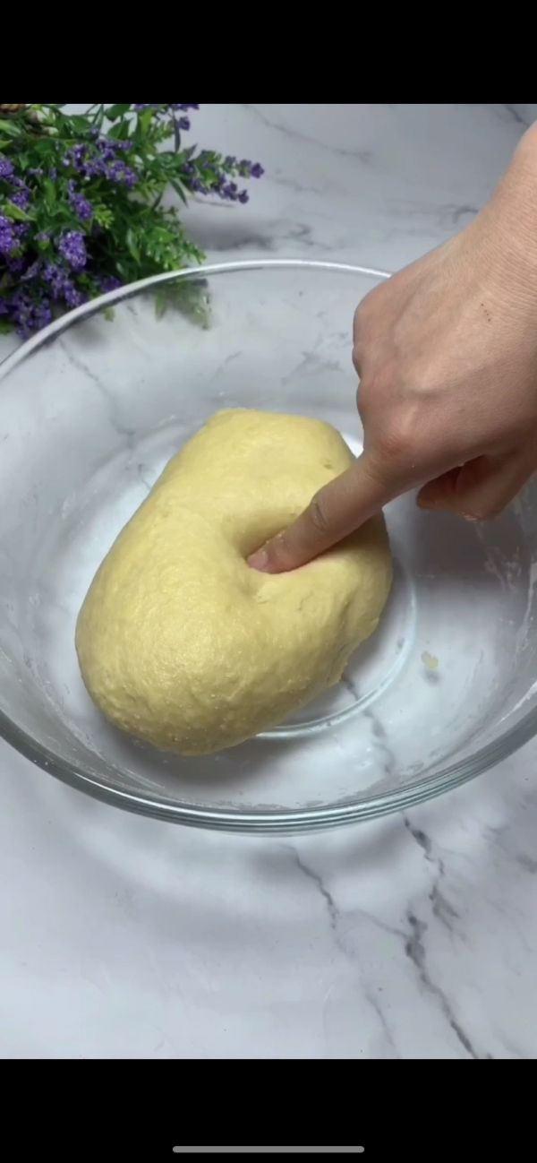 蓬松萱软拉丝好吃不上火的蒸面包