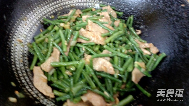 肉炒豇豆的做法