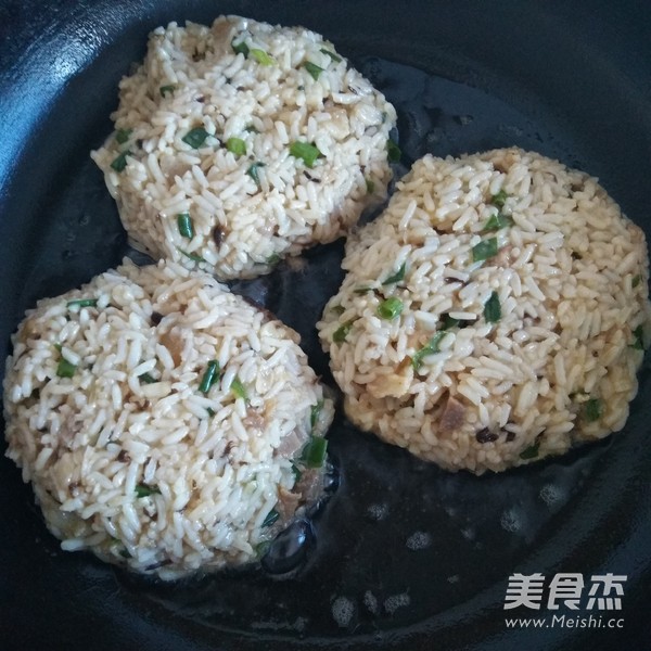 肉末橄榄菜米饭饼