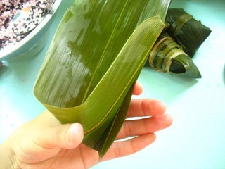 黑米鲍鱼粽怎么做