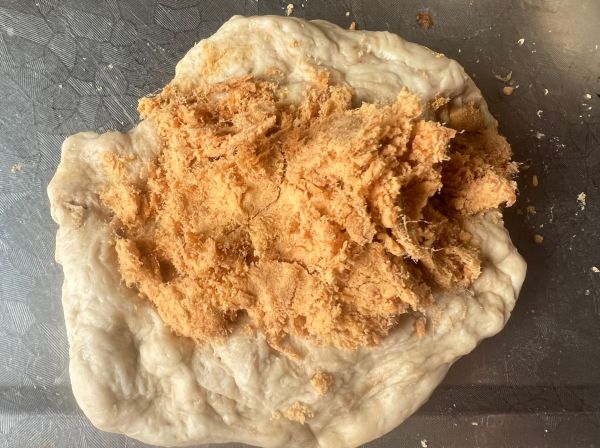 减脂必备肉松全麦大面包