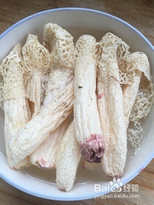 教你怎么做短裙竹荪黄瓜汤