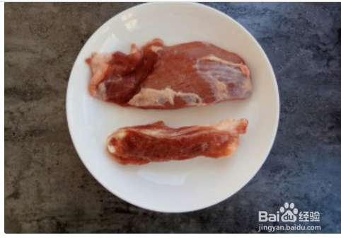 制作清汤牛肉面