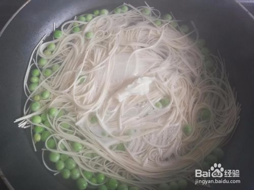 豌豆清汤面的做法