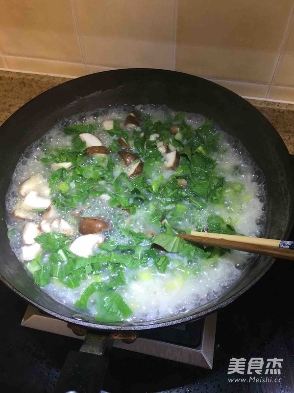 榨菜香菇菜泡饭